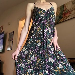 OLD NAVY XS Floral Maxi 💐